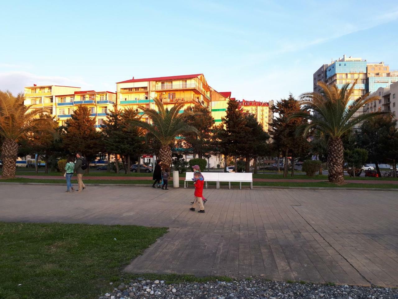 Apartment Lia Batumi Ngoại thất bức ảnh